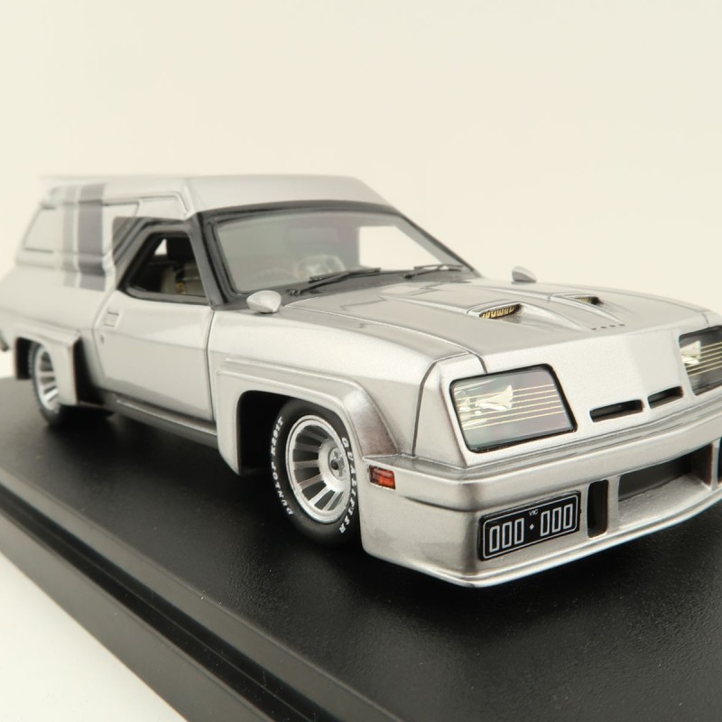 Ace Models ACETF16 Falcon XC CONCORDE Motor Show Panel Van Full Custom 1977 - Scale 1:43