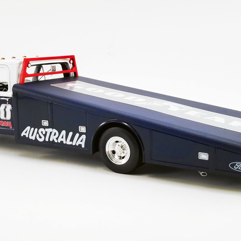 DDA ACME 1801406 1970 Ford F-350 Ramp Truck - U100 Allan Moffat Racing - Scale 1:18