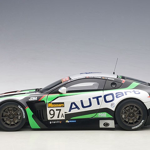 AUTOart - Aston Martin Vantage V12 No 97 3rd 12h Bathurst 2015 MacDowall O'Young Mücke - Scale 1:18