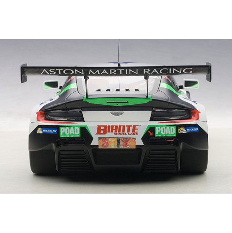 AUTOart - Aston Martin Vantage V12 No 97 3rd 12h Bathurst 2015 MacDowall O'Young Mücke - Scale 1:18