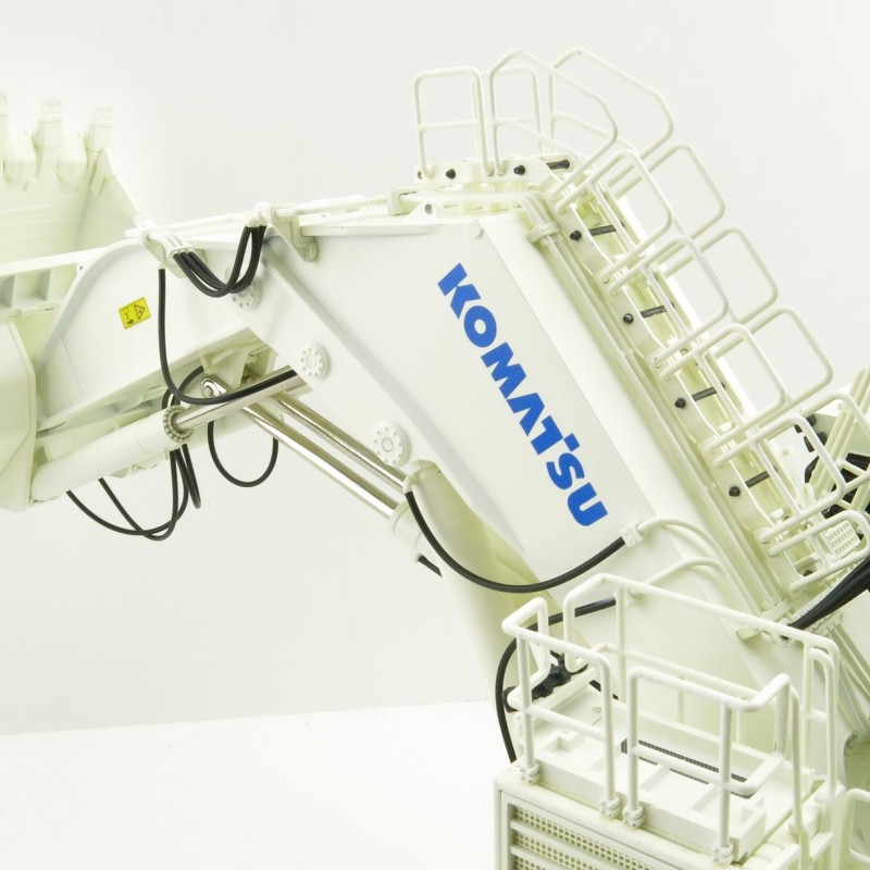 BYMO 25026/9 Komatsu PC8000-11 Diesel Mining Excavator with Front Shovel White  New 2022 - Scale 1:50