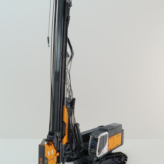 BYMO 25028/1 BAUER RTG RG 21 T Pile Driver with Hydraulic Vibrator 2023 - Scale 1:50 