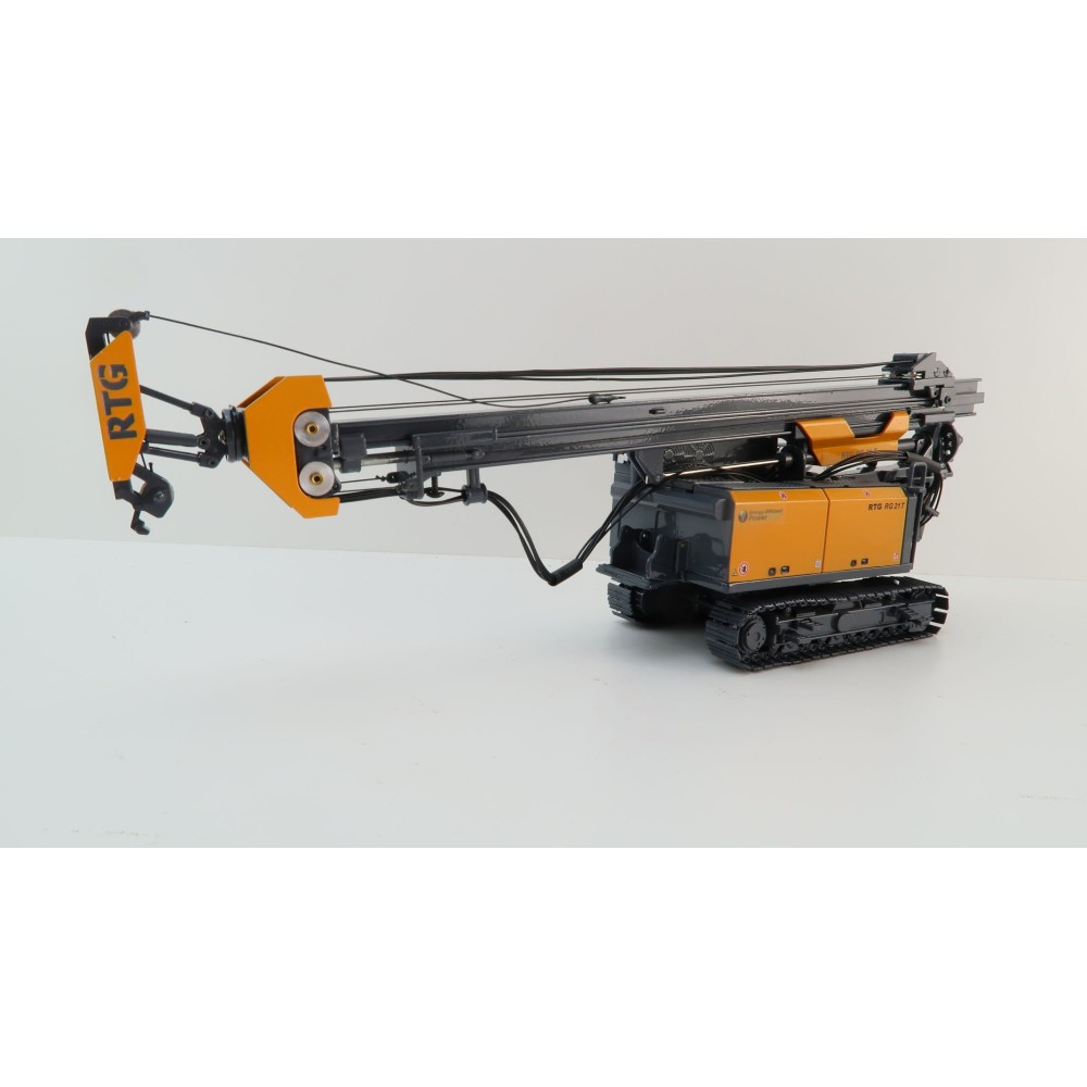 BYMO 25028/1 BAUER RTG RG 21 T Pile Driver with Hydraulic Vibrator 2023 - Scale 1:50 