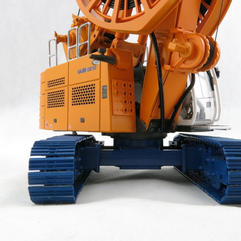 BYMO 25030/1 BAUER Grab System GB50 Grab Carrier with Diaphragm Wall Grab DHG V  - Scale 1:50