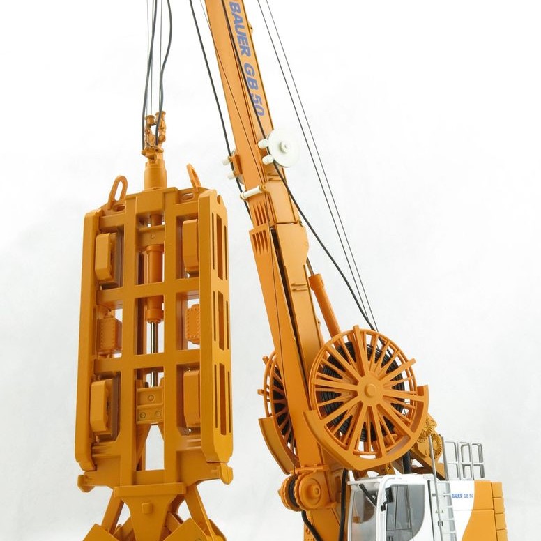 BYMO 25030/1 BAUER Grab System GB50 Grab Carrier with Diaphragm Wall Grab DHG V  - Scale 1:50
