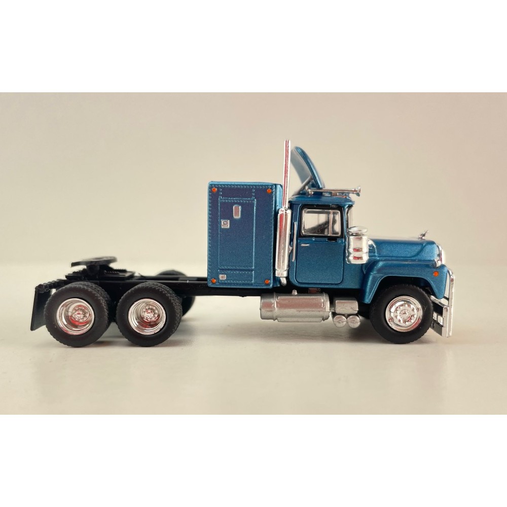 Brekina - 1966 Mack RS 700 6x4 Prime Mover Metallic Blue - Scale 1:87 