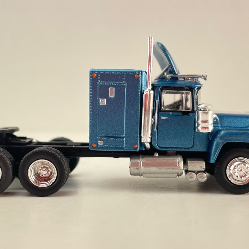 Brekina - 1966 Mack RS 700 6x4 Prime Mover Metallic Blue - Scale 1:87 