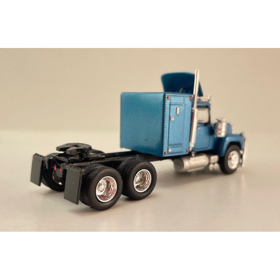 Brekina - 1966 Mack RS 700 6x4 Prime Mover Metallic Blue - Scale 1:87 