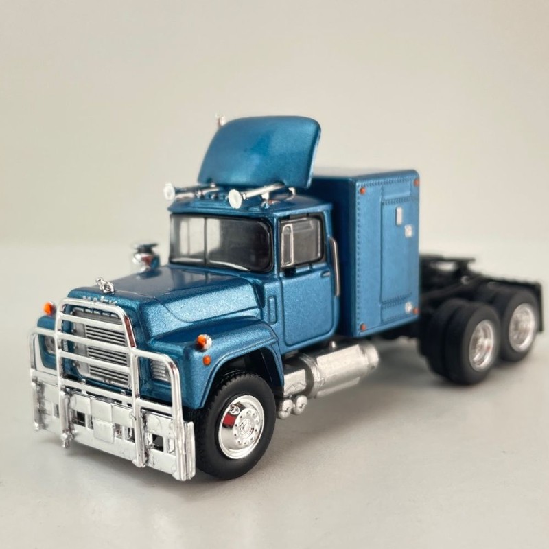 Brekina - 1966 Mack RS 700 6x4 Prime Mover Metallic Blue - Scale 1:87 