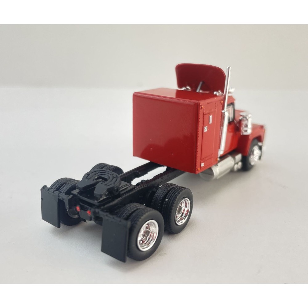 Brekina - 1966 Mack RS 700 6x4 Prime Mover Red - Scale 1:87