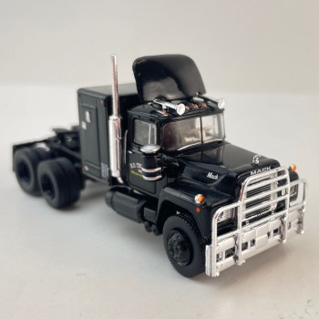 Brekina - Mack RS 700 6x4 Prime Mover R.D. Trucking Rubber Ducky Movie Convoy - Scale 1:87