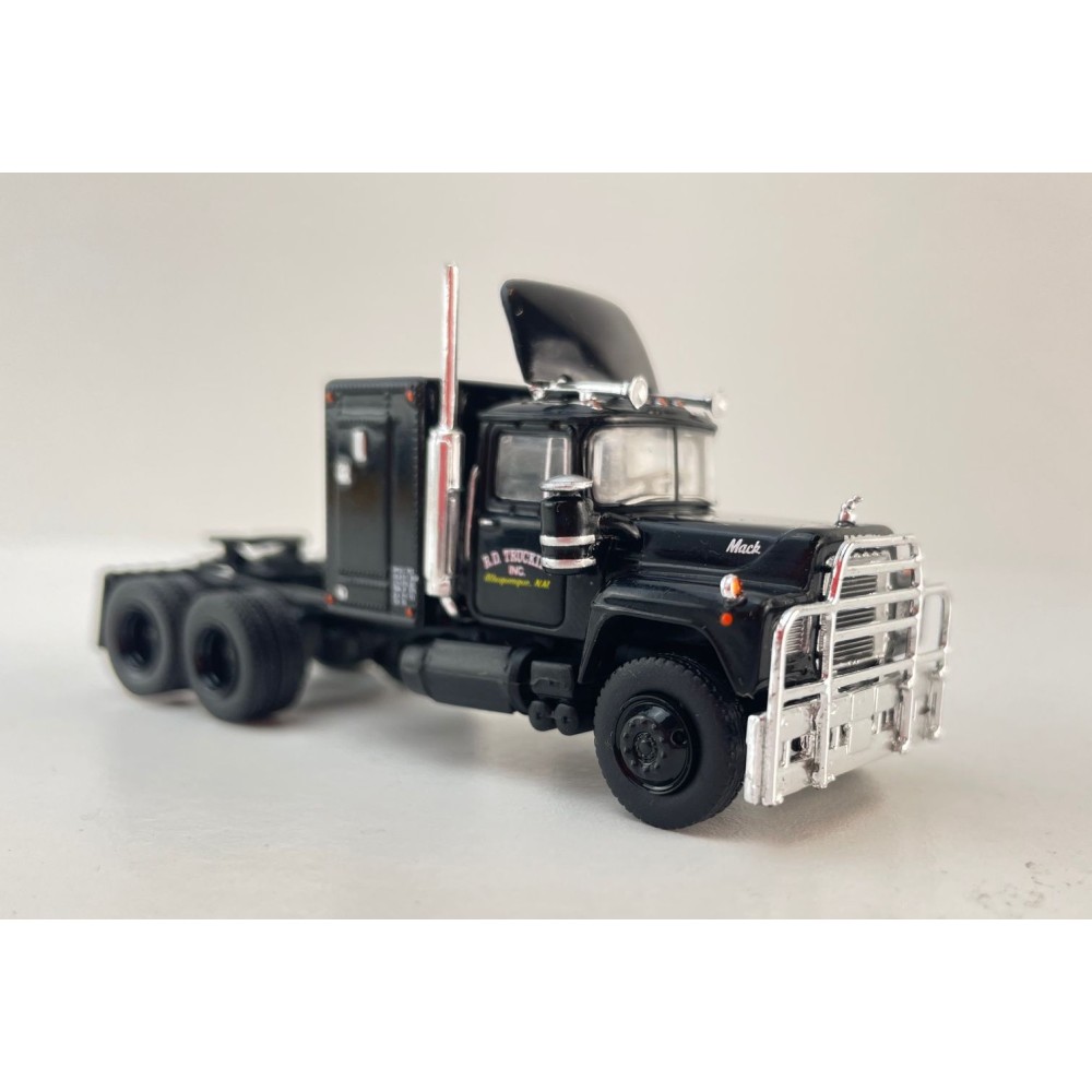 Brekina - Mack RS 700 6x4 Prime Mover R.D. Trucking Rubber Ducky Movie Convoy - Scale 1:87