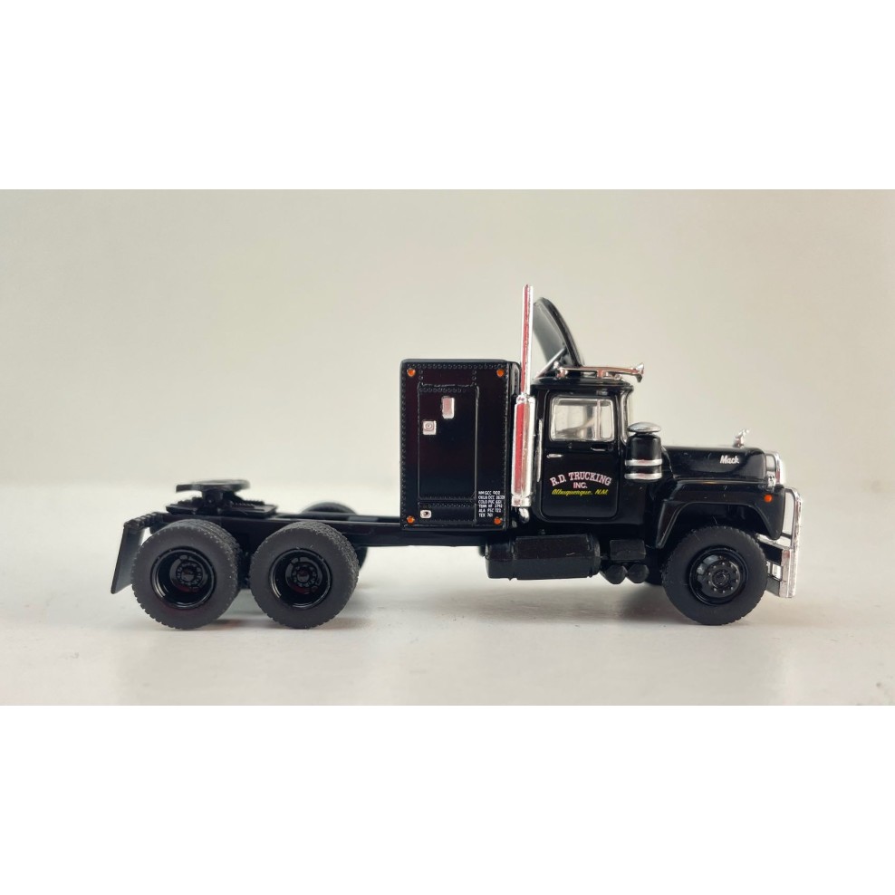 Brekina - Mack RS 700 6x4 Prime Mover R.D. Trucking Rubber Ducky Movie Convoy - Scale 1:87
