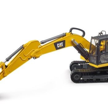 Bruder 02483 - Caterpillar CAT 330 Tracked Excavator - Scale 1:16
