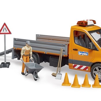 Bruder 02677 - Mercedes G3 Sprinter Municipal with Driver & L+S BB