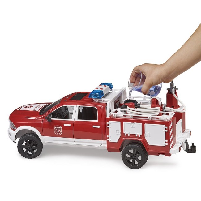 Bruder 02544 - Dodge RAM 2500 Fire Engine Pickup Truck with L+S Module - Scale 1:16 New 2025