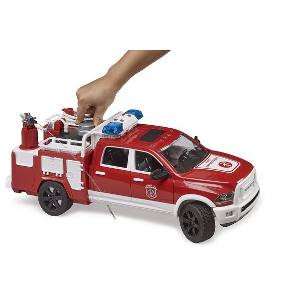 Bruder 02544 - Dodge RAM 2500 Fire Engine Pickup Truck with L+S Module - Scale 1:16 New 2025