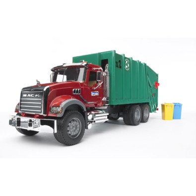 Bruder 02812 - MACK Granite Garbage Truck - Scale 1:16