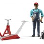 Bruder 62100 Figure Set Mechanic with Garage Equipment