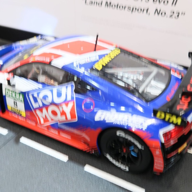 Carrera 23966 DIGITAL 1:24 Audi R8 LMS GT3 evo II Engstler Motorsport No 8 Slot Car