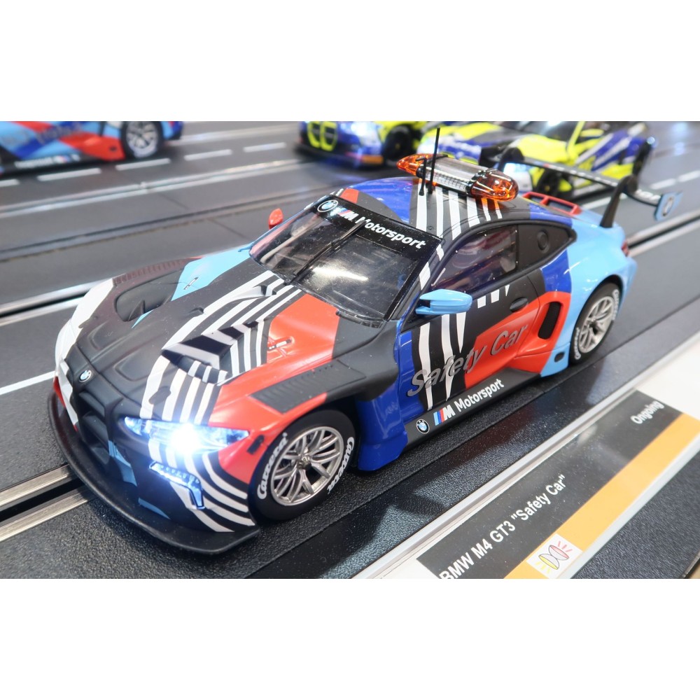 Carrera 23970 Digital 1:24 BMW M4 GT3 - Safety Car Slot Car