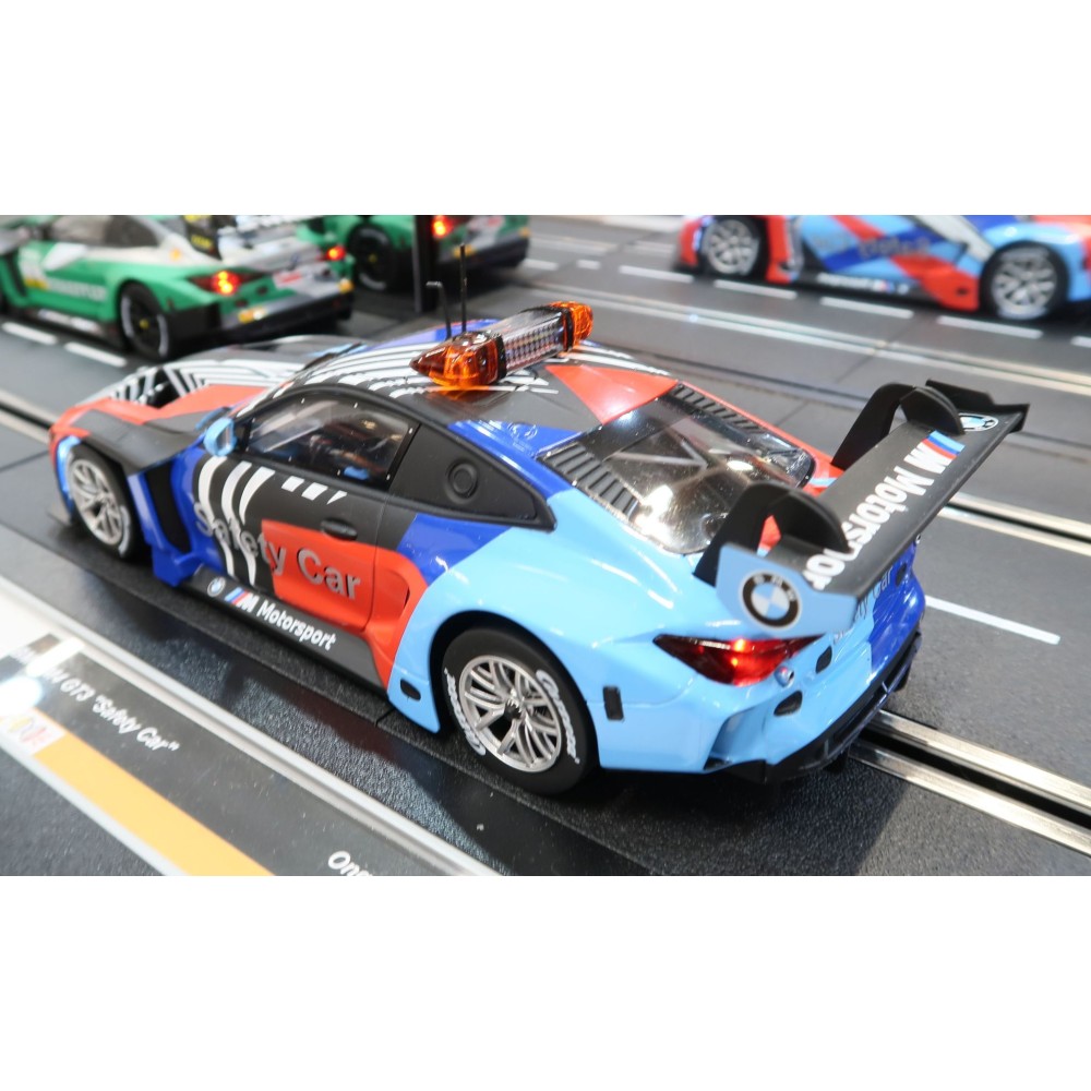 Carrera 23970 Digital 1:24 BMW M4 GT3 - Safety Car Slot Car