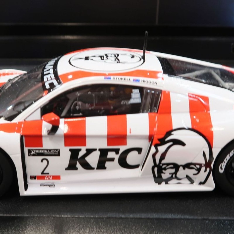 Carrera 23991 Digital 1:24 Audi R8 LMS GT3 evo II KFC Racing  GT World Challenge Australia 2022 No 2 Slot Car