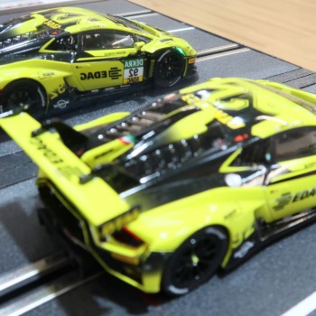 Carrera 32008 Digital 1:32 Lamborghini Huracan GT3 Evo2 SSR Performance M.Bortolotti No.92 DTM Slot Car