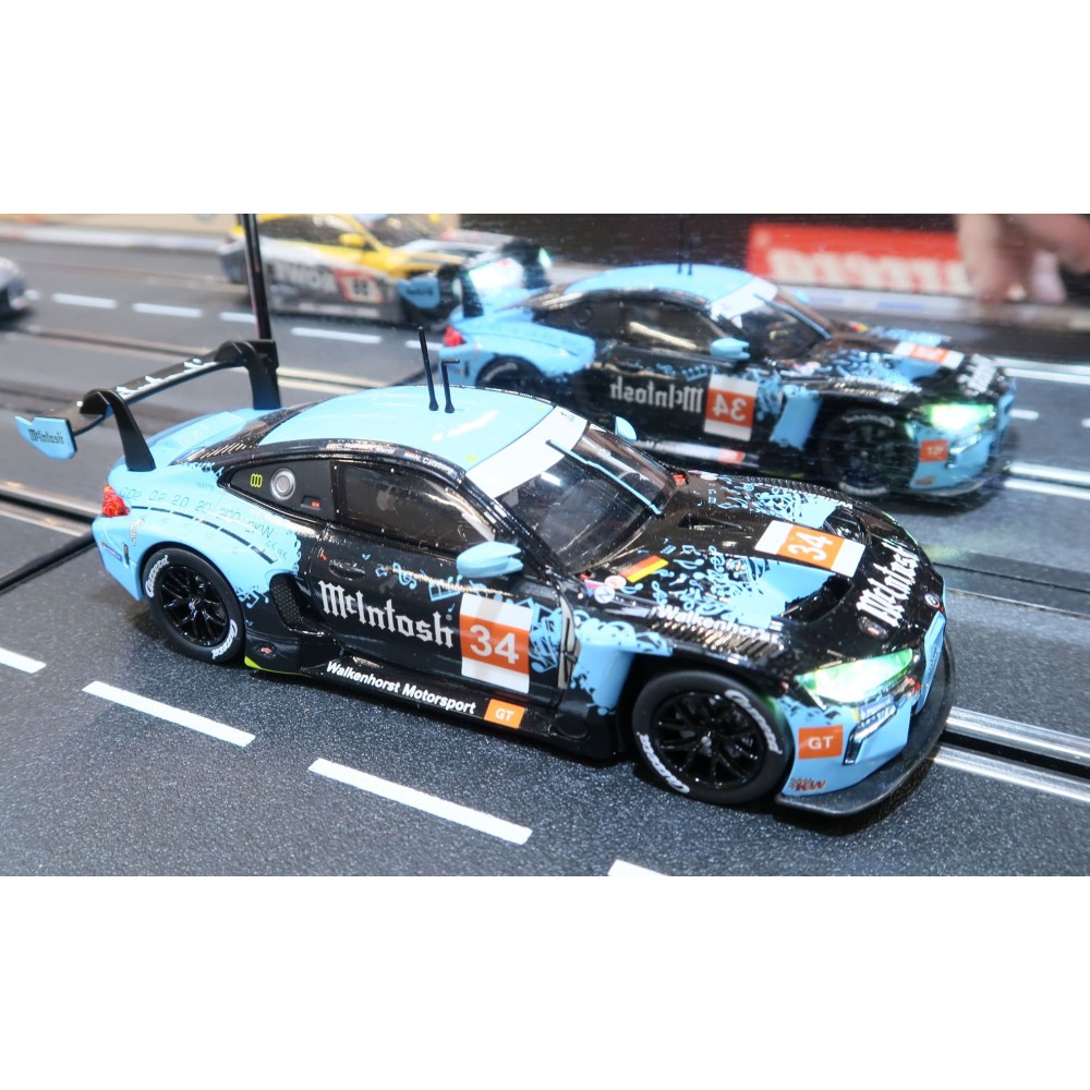 Carrera 32013 Digital 1:32 BMW M4 GT3 Walkenhorst Motorsport No.34 24h Le Mans Slot Car