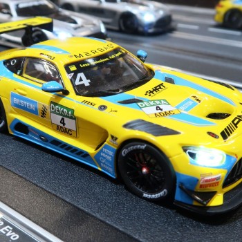 Carrera 32014 Digital 1:32 Mercedes-AMG GT3 Evo Team HRT No 4 Slot Car