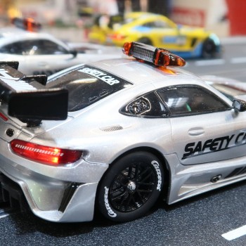 Carrera 32016 Digital 1:32 Mercedes-AMG GT3 Evo Savety Pace Car Silver Slot Car