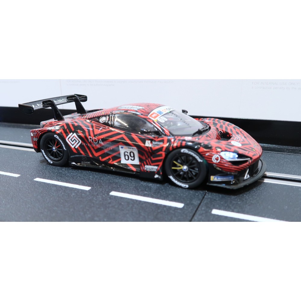 Carrera 32020 Digital 1:32 McLaren 720S GT3 Optimum Motorsport No 69 International GT Open 2023 Slot Car