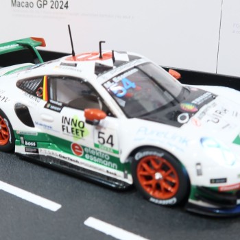 Carrera 32042 Digital 1:32 Porsche 911 RSR CarTech Motorsport Bonk M. Essmann No 54 Slot Car