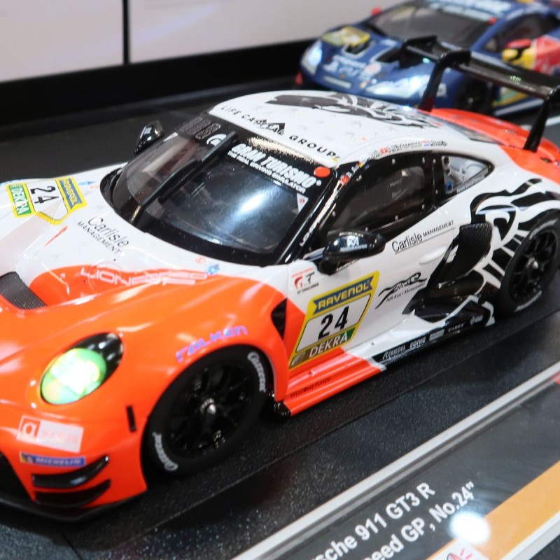 Carrera 32064 Digital 1:32 Porsche 911 GT3 R Lionspeed GP No 24 Slot Car