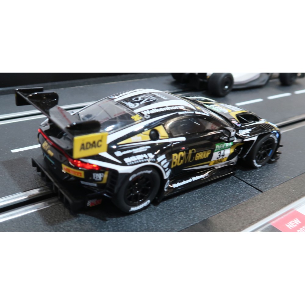 Carrera 32070 Digital 1:32 Aston Martin Vantage AMR GT3 Evo Walkenhorst Motorsport No 34 Slot Car