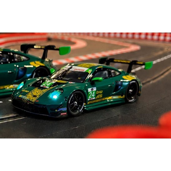 Carrera 32112 Digital 1:32 Porsche 911 GT3 R Wright Motorsports No 24 Slot Car