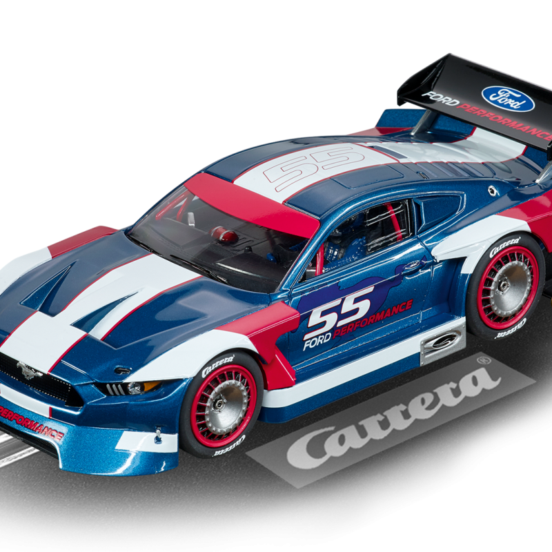 Carrera 25236 Evolution 1:32 Evo Break Away Slot Car Set -  Ford Mustang vs Chevrolet Camaro