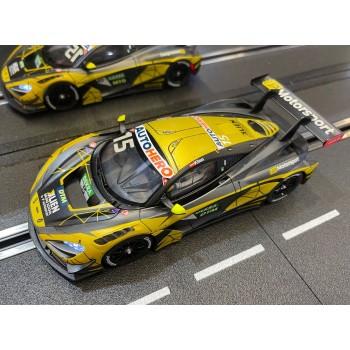 Carrera 31028 Digital 1:32 McLaren 720S GT3 DTM JP-Motorsport No 15 Slot Car