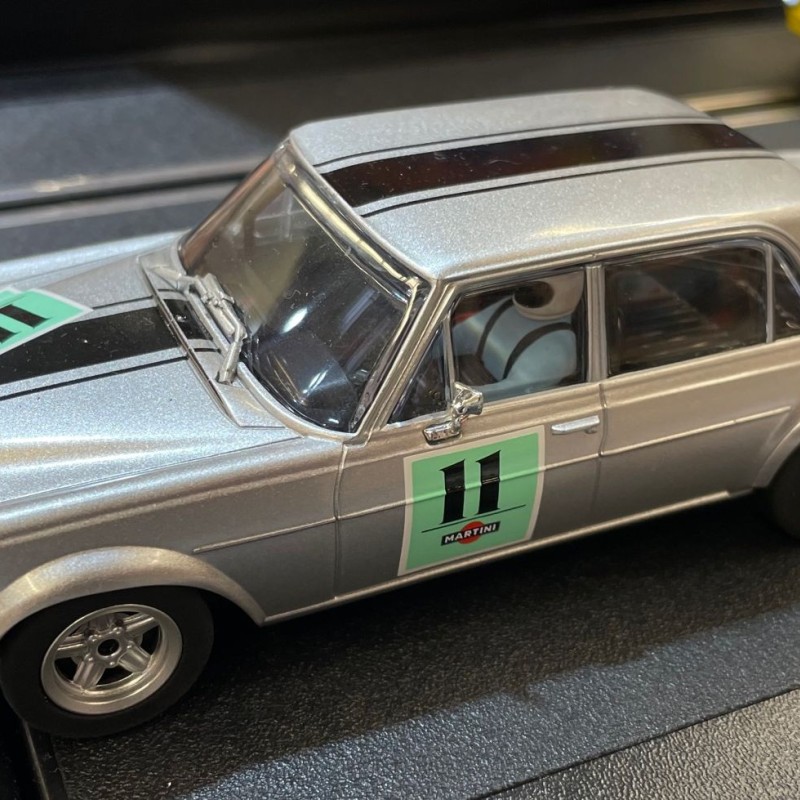 Carrera 31088 Digital 1:32 Mercedes 300 SEL 6.3 AMG Preis der Nationen 1970 Slot Car