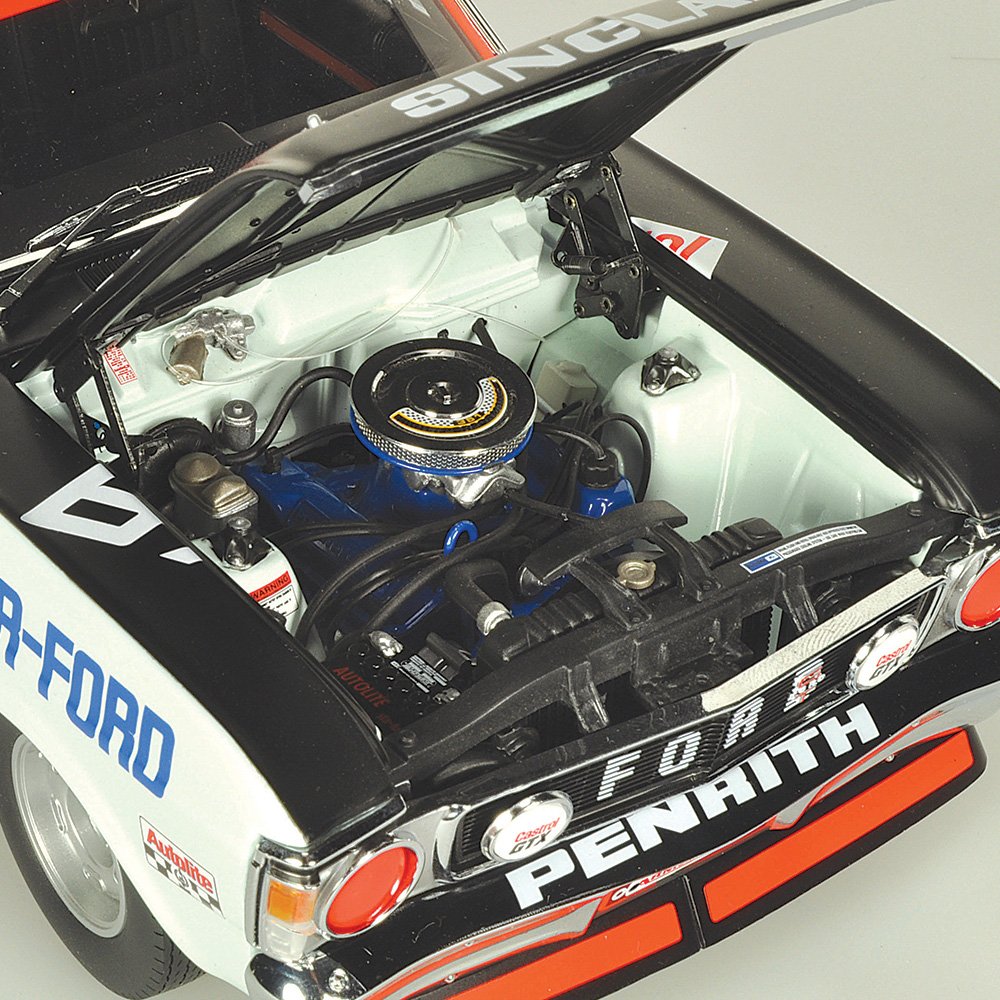 Classic Carlectables 18845 Ford XW Falcon GT-HO Phase II 1970 Bathurst Tony Roberts Scale 1:18
