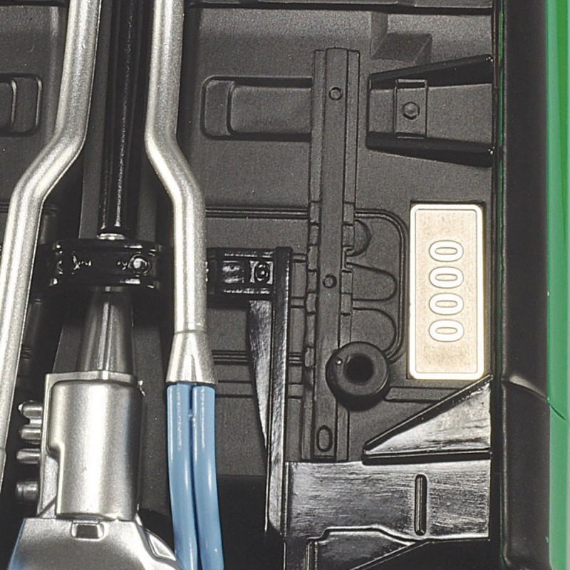 Classic Carlectables 18851 Ford XC Sundowner Panel Van Modena Green - Scale 1:18