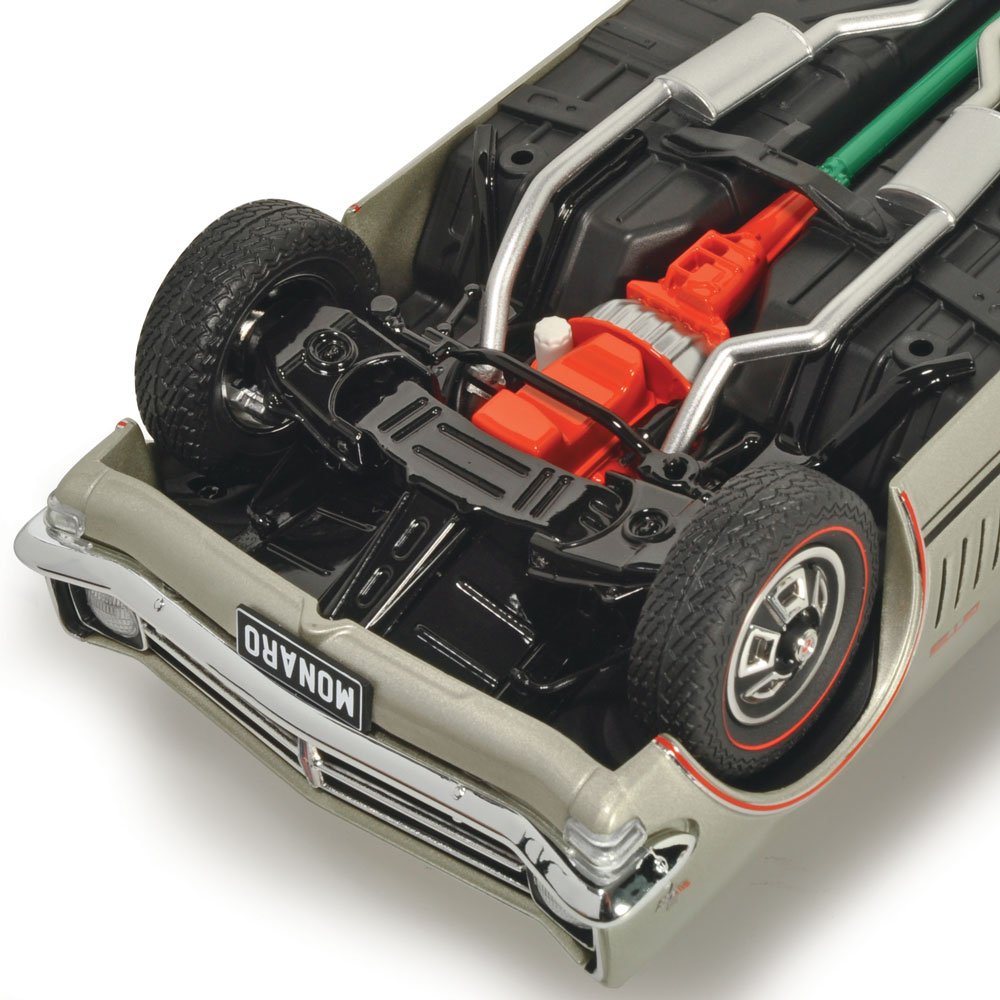 Classic Carlectables 18855 Holden HK GTS 327 Monaro Silver Mink - Scale 1:18