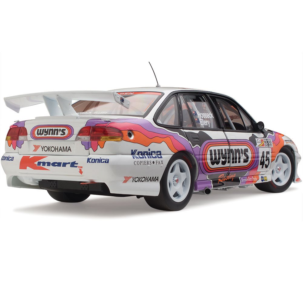 Classic Carlectables 18858 1:18 Holden VS Commodore WYNN’S 1997 Bathurst No 45 Hossack / Ellery Scale 1:18