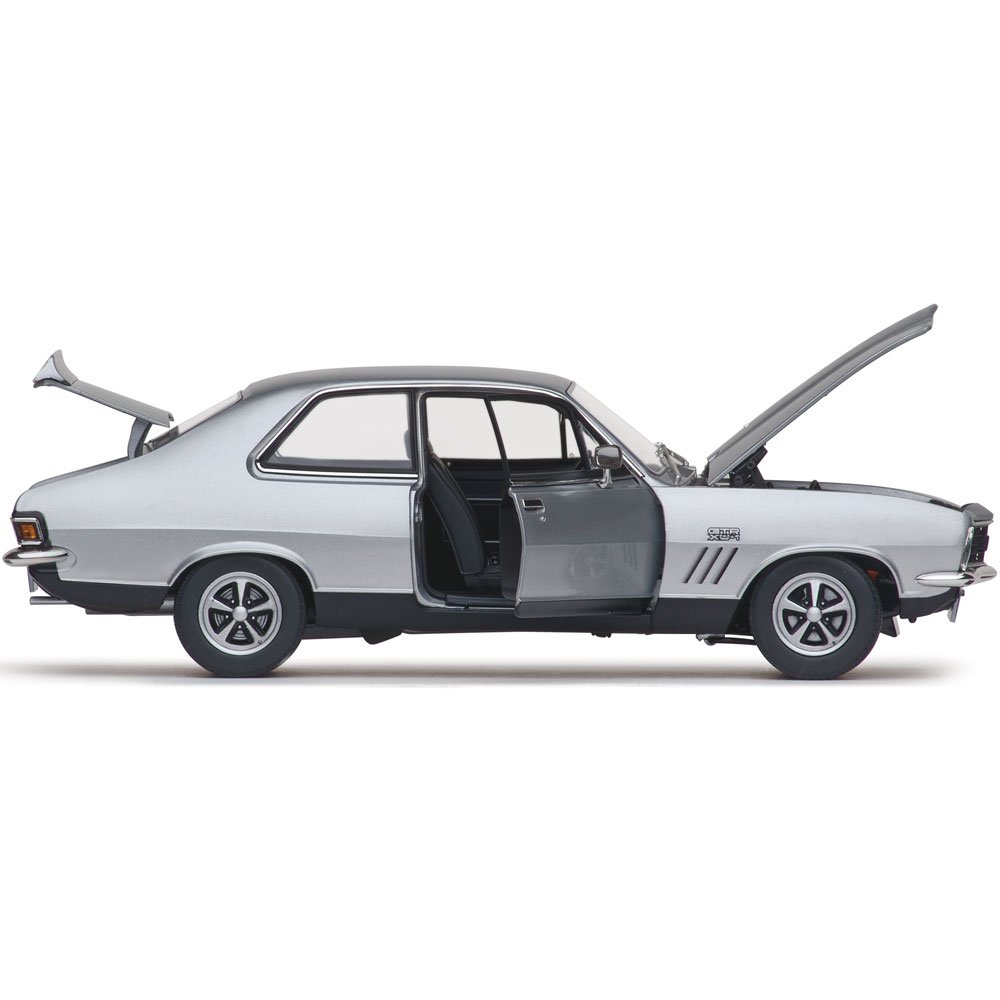 Classic Carlectables 18866 Holden LJ Torana XU-1 -  Baroda Silver - Scale 1:18 