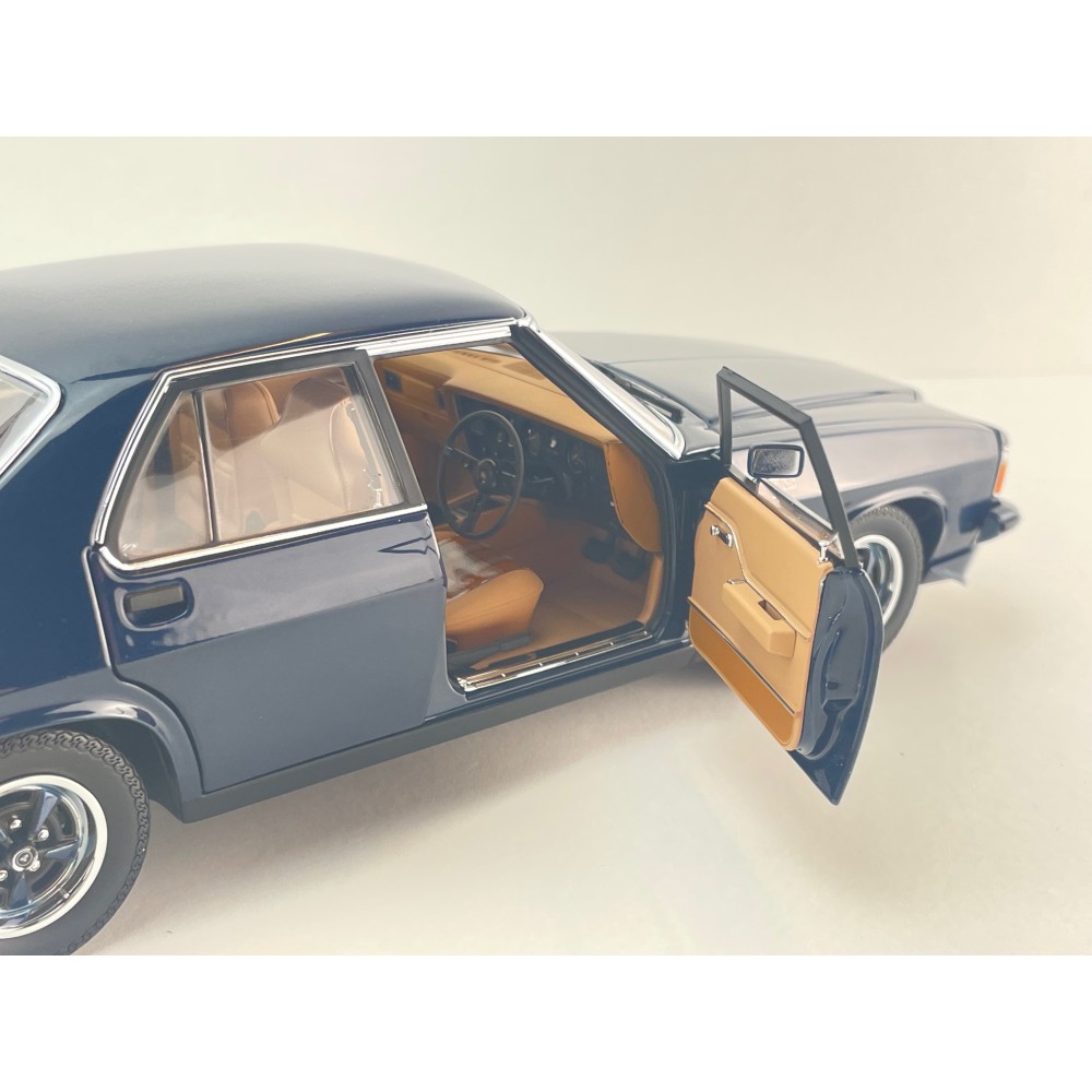 Classic Carlectables 18868 Holden HZ GTS - Nocturne Blue Metallic 1:18 
