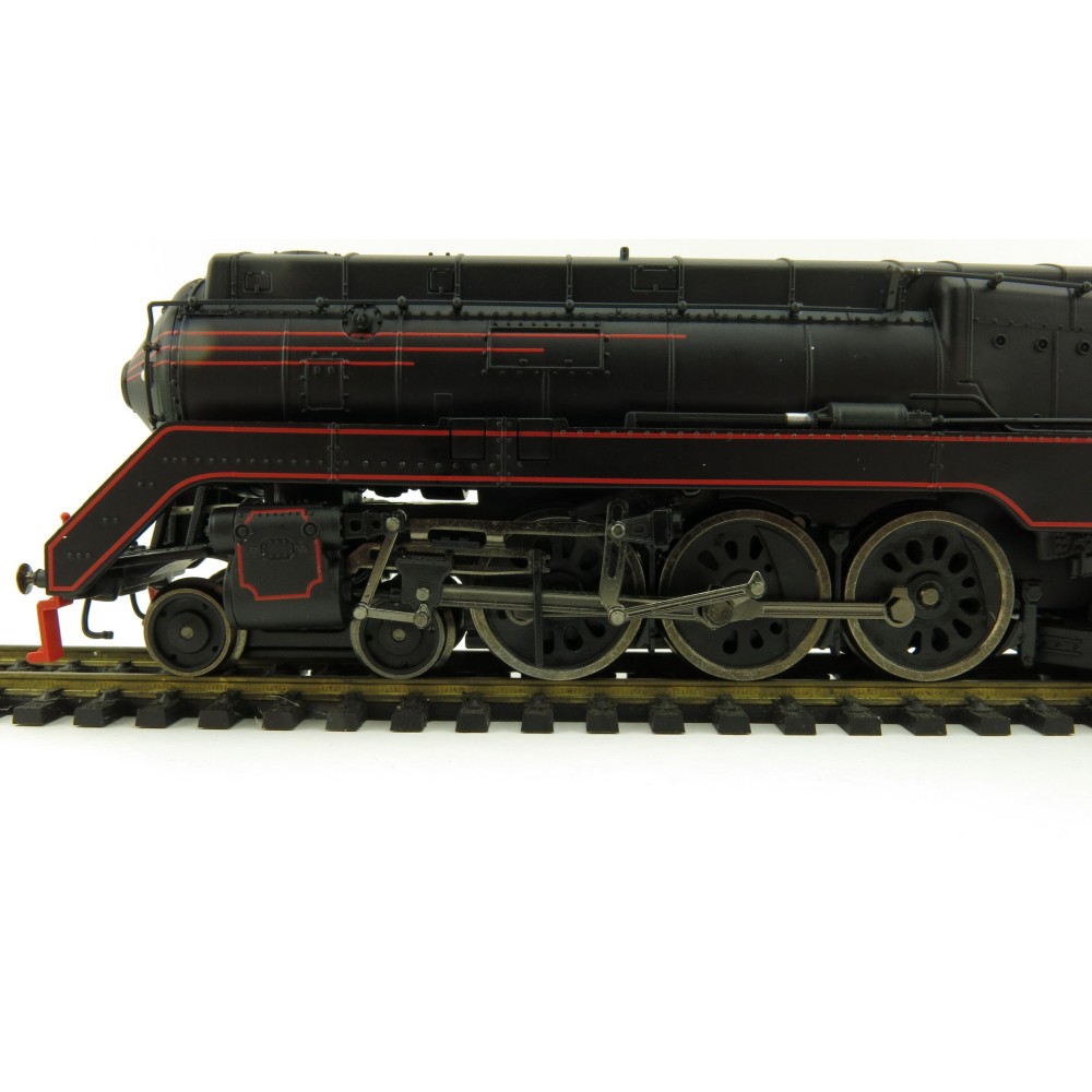 Australian Railway Models 87002 C38 Class Streamliner 4-6-2 'Pacific' Express Passenger Steam Locomotive #3803 - 1:87