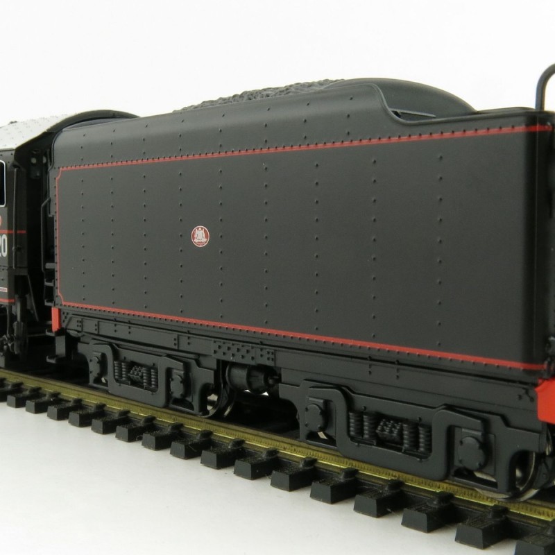 Australian Railway Models 87003 C38 Class 4-6-2 'Pacific' Express Passenger Steam Locomotive #3820 Black Red Lining - 1:87