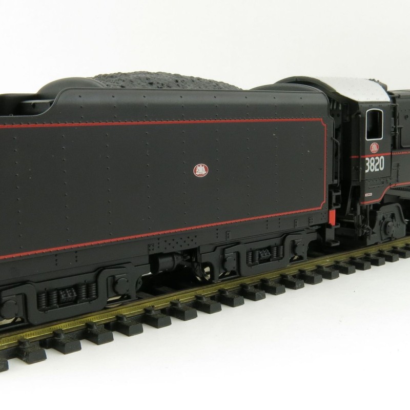 Australian Railway Models 87003 C38 Class 4-6-2 'Pacific' Express Passenger Steam Locomotive #3820 Black Red Lining - 1:87