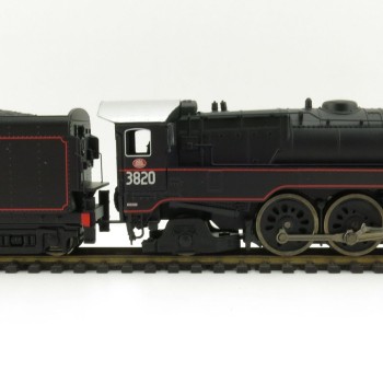 Australian Railway Models 87003 C38 Class 4-6-2 'Pacific' Express Passenger Steam Locomotive #3820 Black Red Lining - 1:87