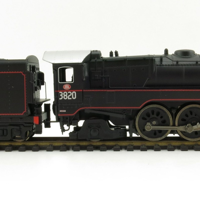Australian Railway Models 87003 C38 Class 4-6-2 'Pacific' Express Passenger Steam Locomotive #3820 Black Red Lining - 1:87
